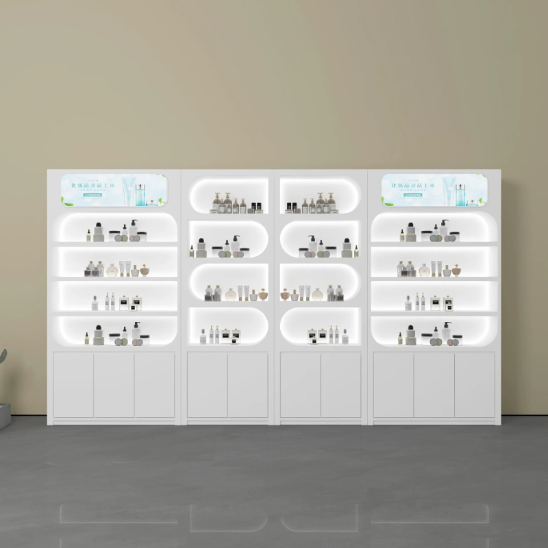 Vitrine de salon de beauté min - Luxury Skincare & Spa avis et prix